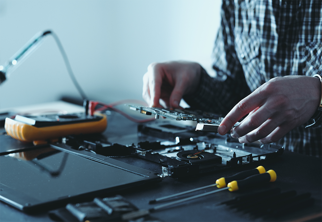  Laptop Repairs Smart Click Computers Ltd